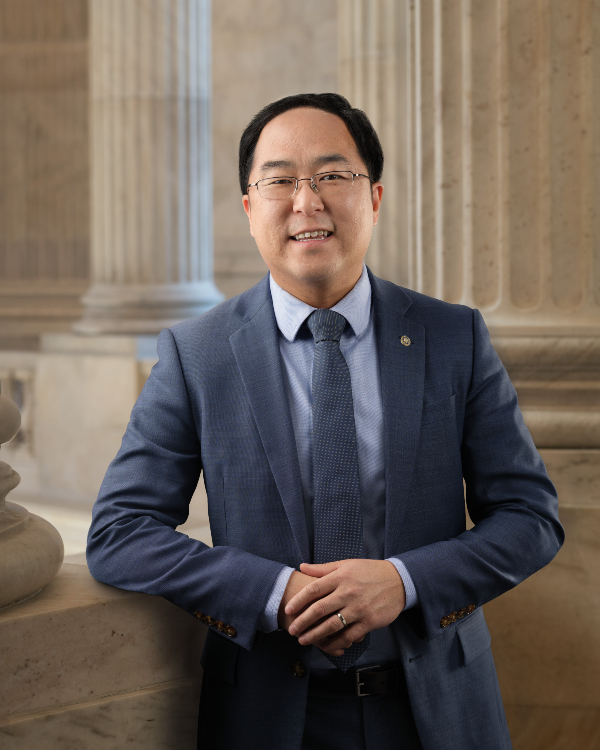 Sen_Andy_Kim_118th_Congress.jpg